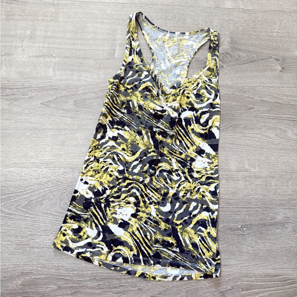 •RUE21• TANK TOP